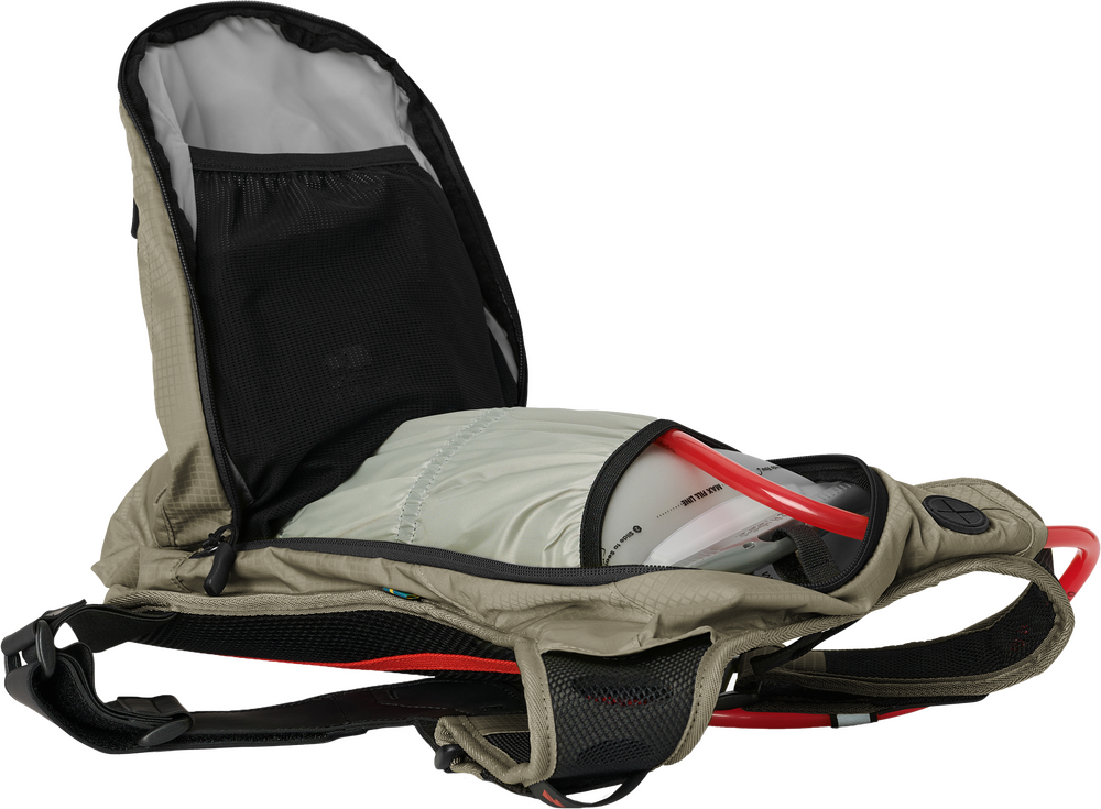 OUTLANDER Moto 9L Hydration Pack